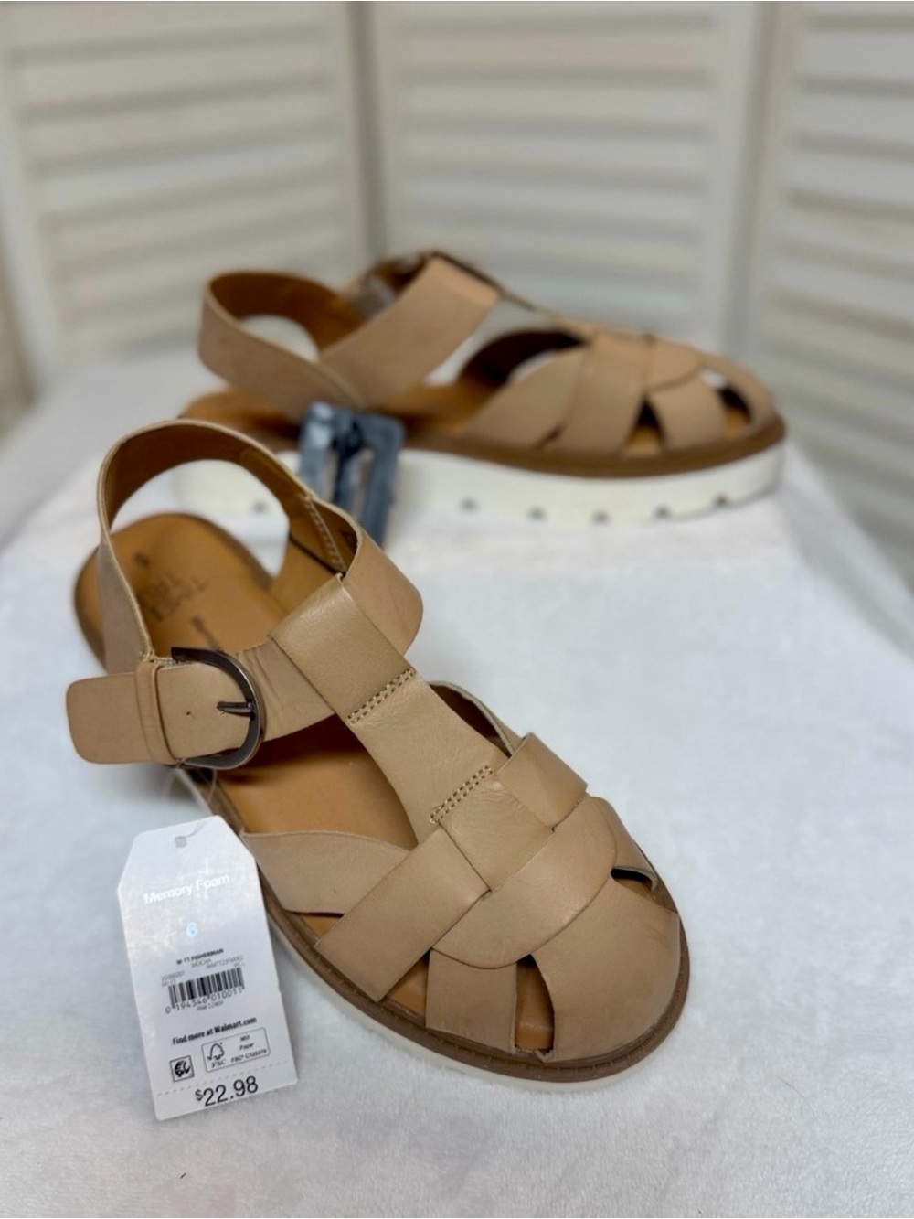 NWT Time and Tru Neutral Fisherman Sandals Leather Woven Strap in Tan SZ 6 - Picture 3 of 5